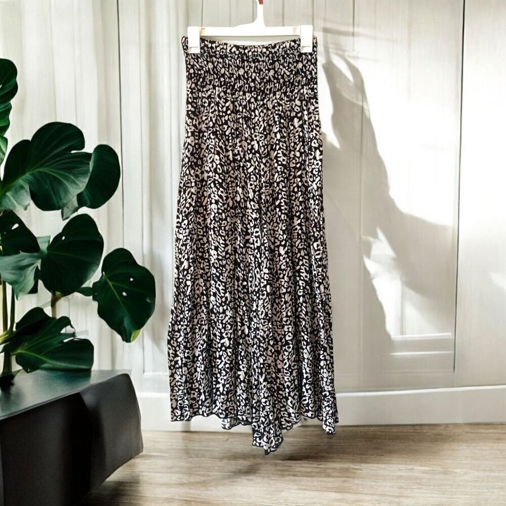 Cameo Rose palazzo Pants Elastic Smocked Waist Band Black & White Print Sz US 8